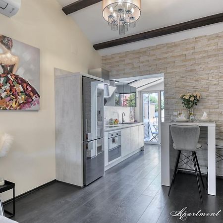 Penthouse Leonarda With Private Parking Apartman Póla Kültér fotó