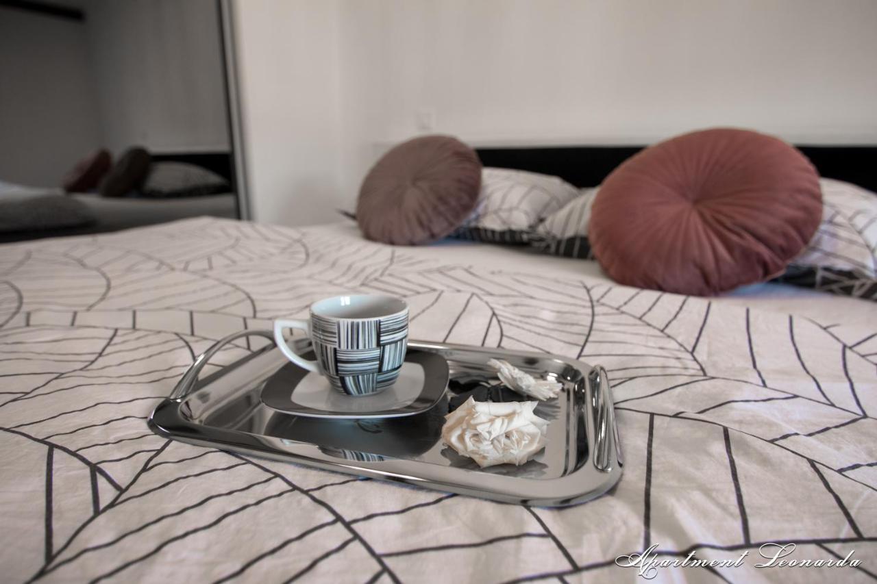 Penthouse Leonarda With Private Parking Apartman Póla Kültér fotó