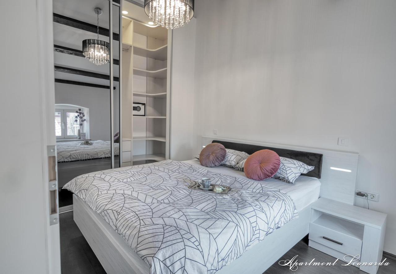 Penthouse Leonarda With Private Parking Apartman Póla Kültér fotó